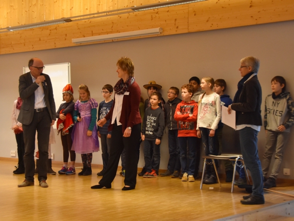 Dank an die 5a und Regisseurin C. Riederer