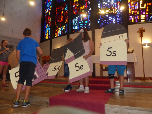 Aus Einzelteilen wird in Teamarbeit...