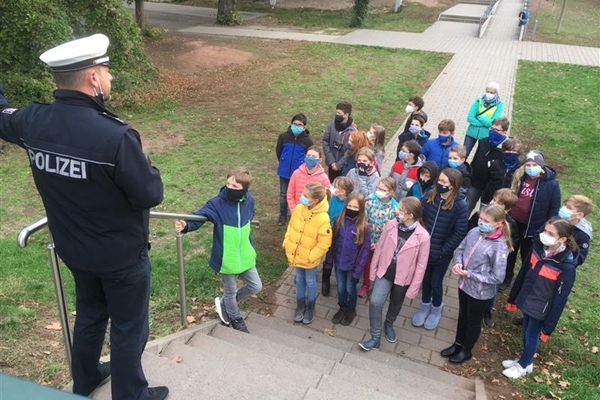 ... auf Radfahrer achten!