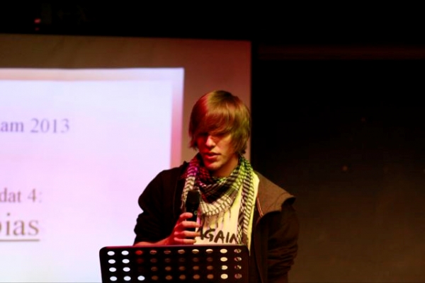 PoetrySlam2013_12