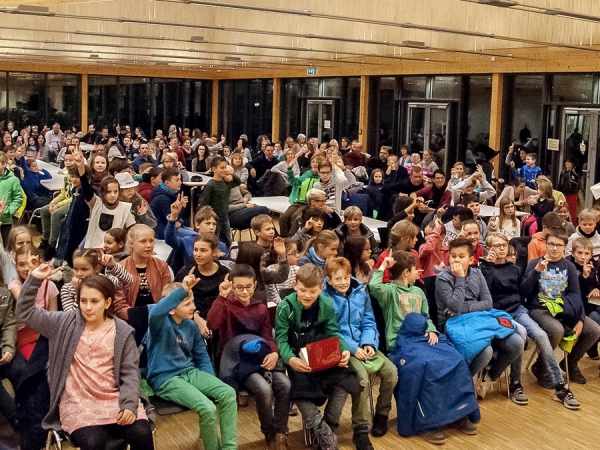 Begrüßung in der Mensa